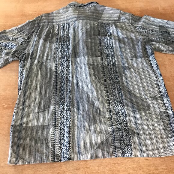Quicksilver Shirt Men L Gray Geometric Button Up Pocket Short Sleeve Collared - Picture 2 of 13